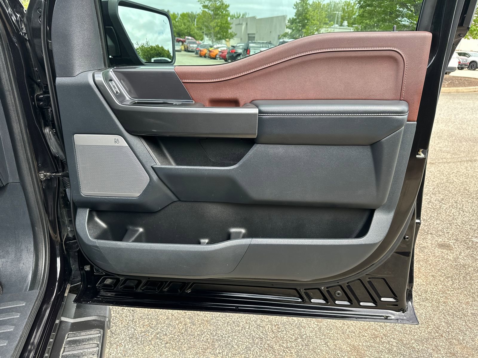 Used 2021 Ford F150 Lariat AWD/4WD image 23