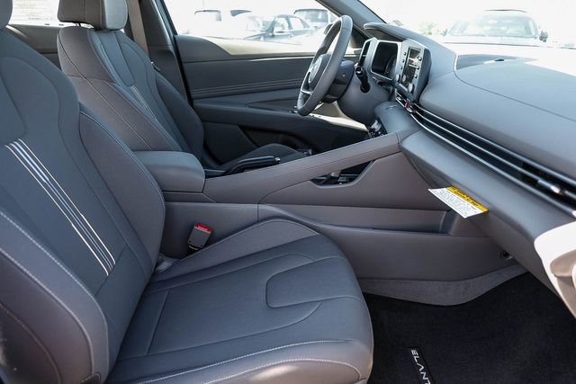 New 2026 Hyundai Elantra Sport FWD image 19