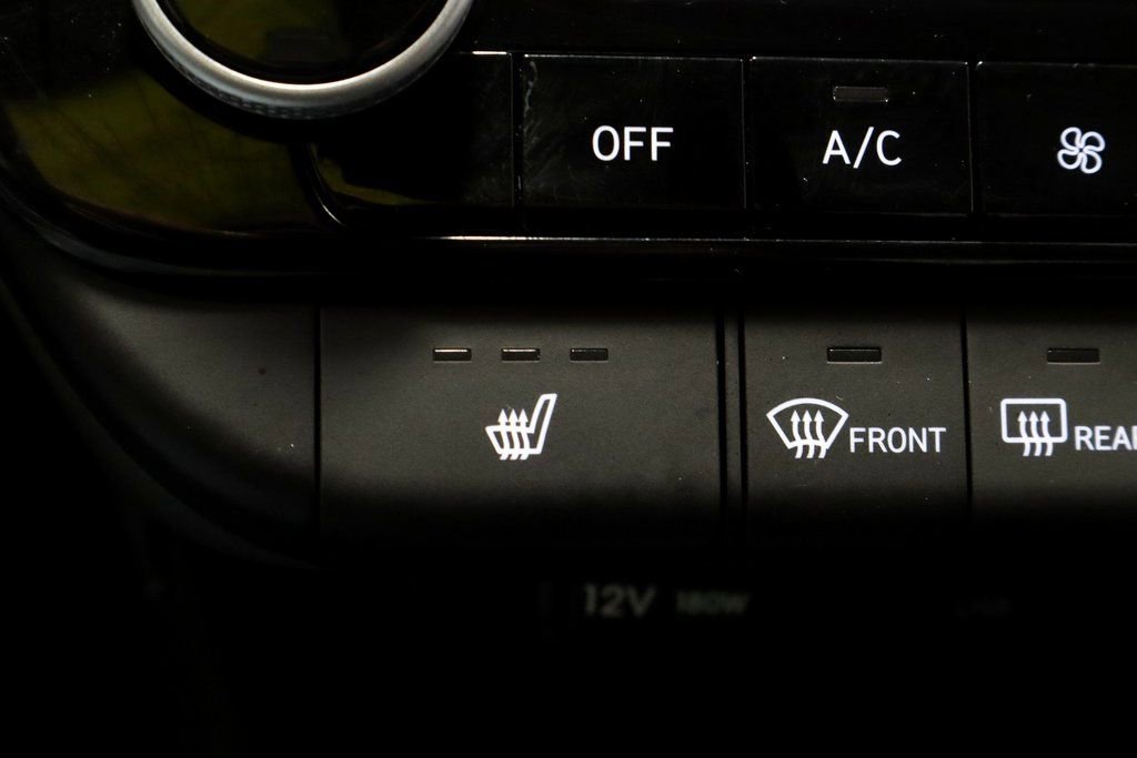 Certified 2025 Hyundai Elantra SEL image 5