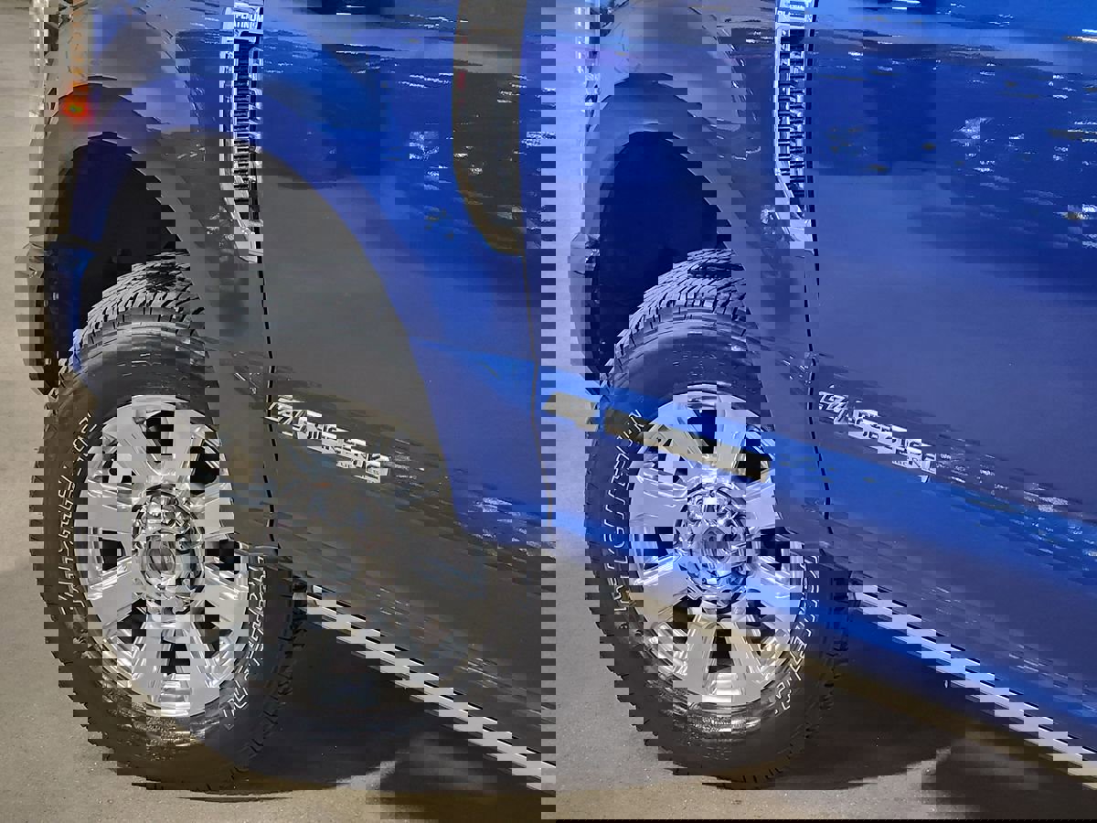 Used 2022 Ford F250 Platinum w/ FX4 Off-Road Package image 24