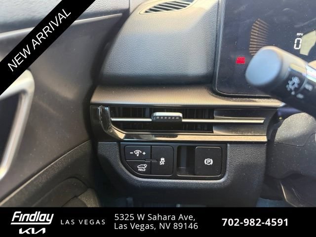 Certified 2026 Kia Sportage EX w/ EX Panorama Roof Package FWD image 11