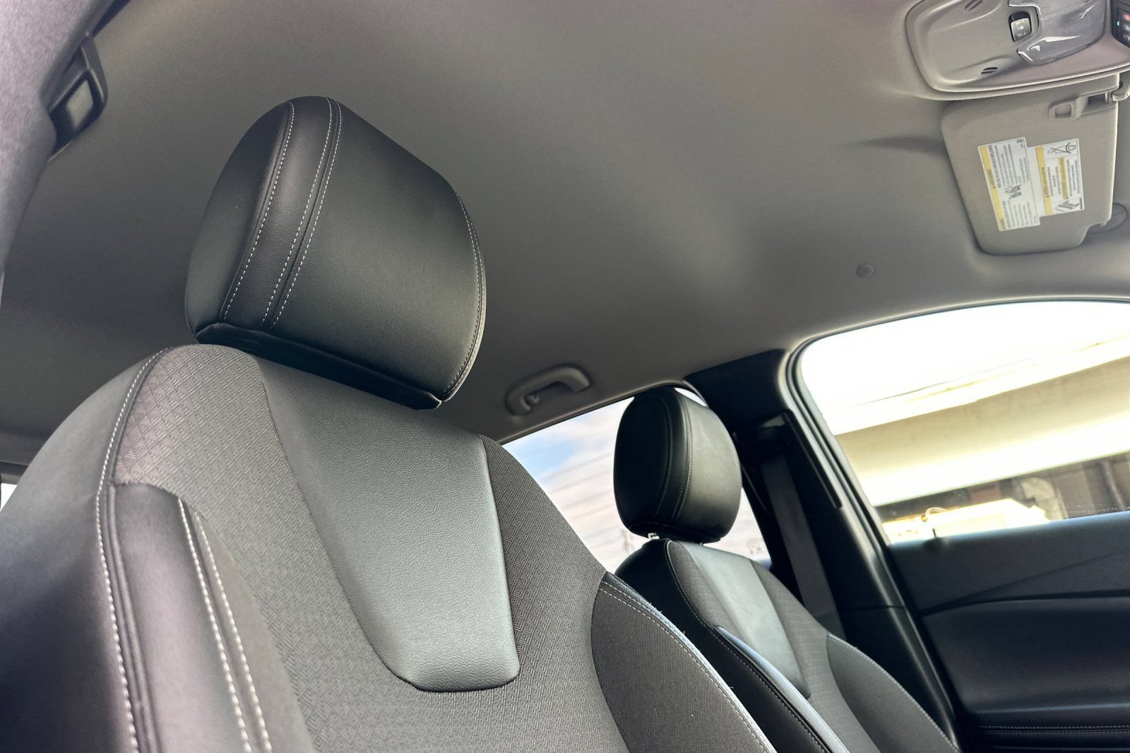 Certified 2024 Buick Encore GX Preferred FWD image 21