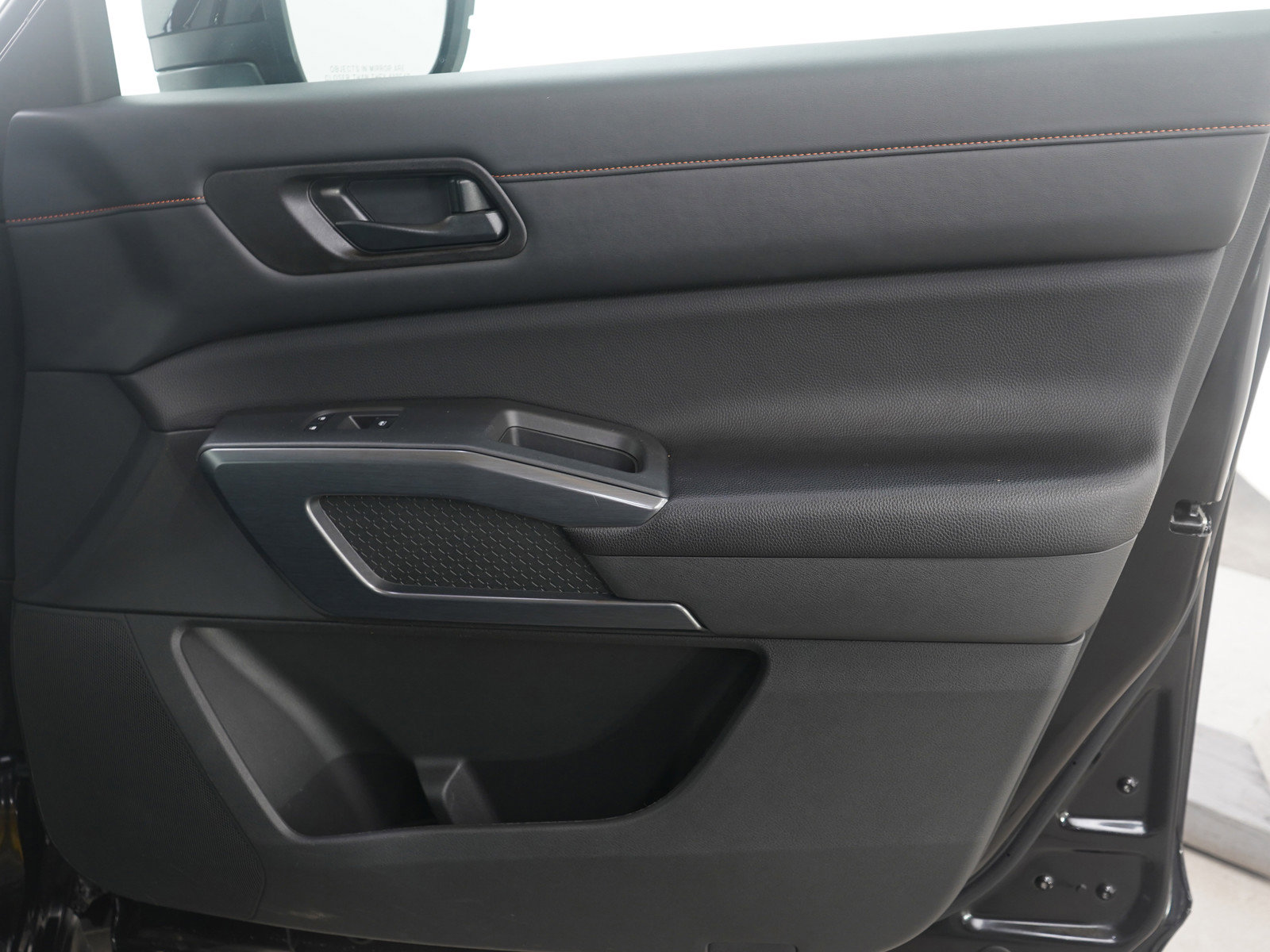 Used 2024 Nissan Pathfinder Rock Creek image 11