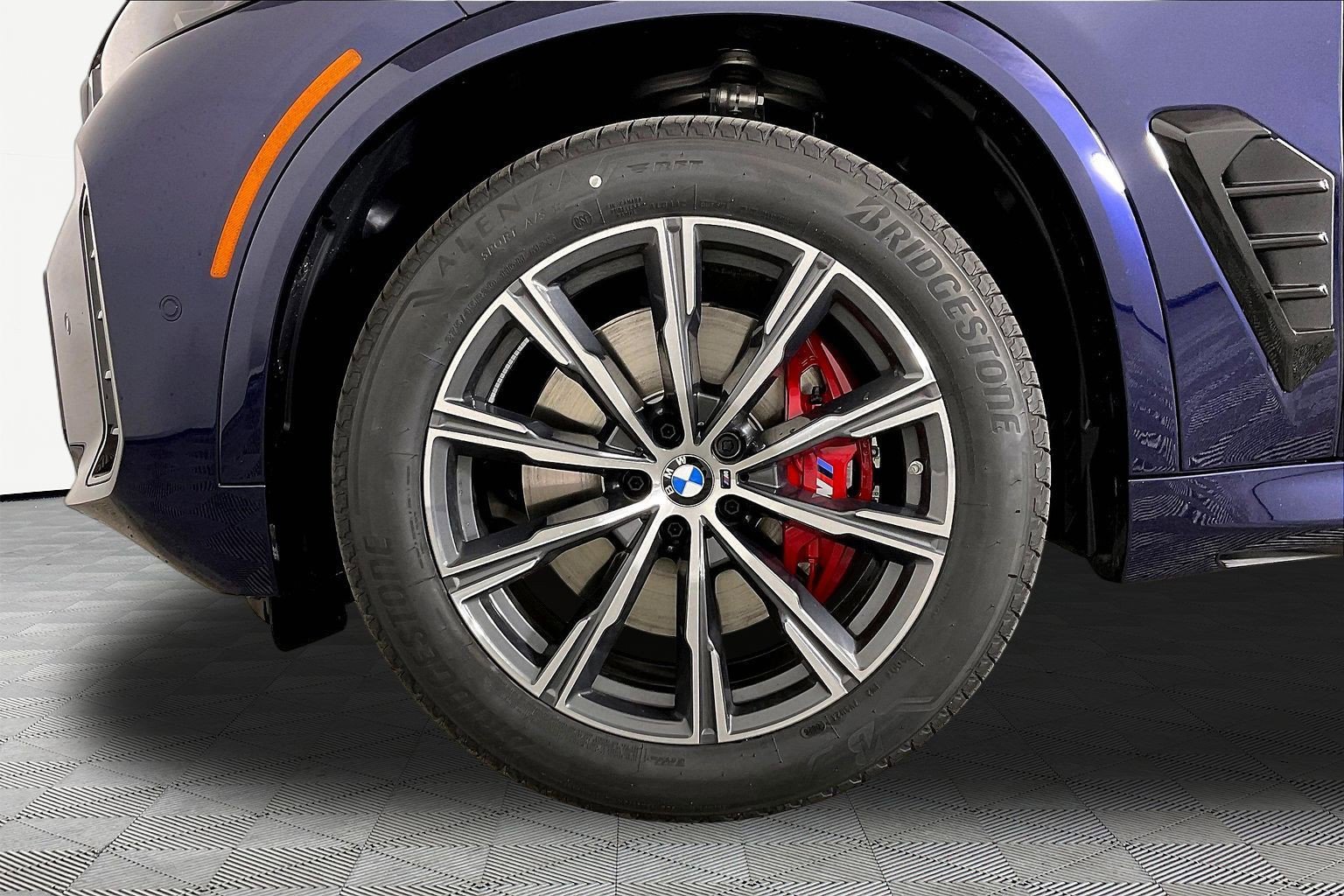 New 2026 BMW X5 xDrive40i AWD/4WD image 21