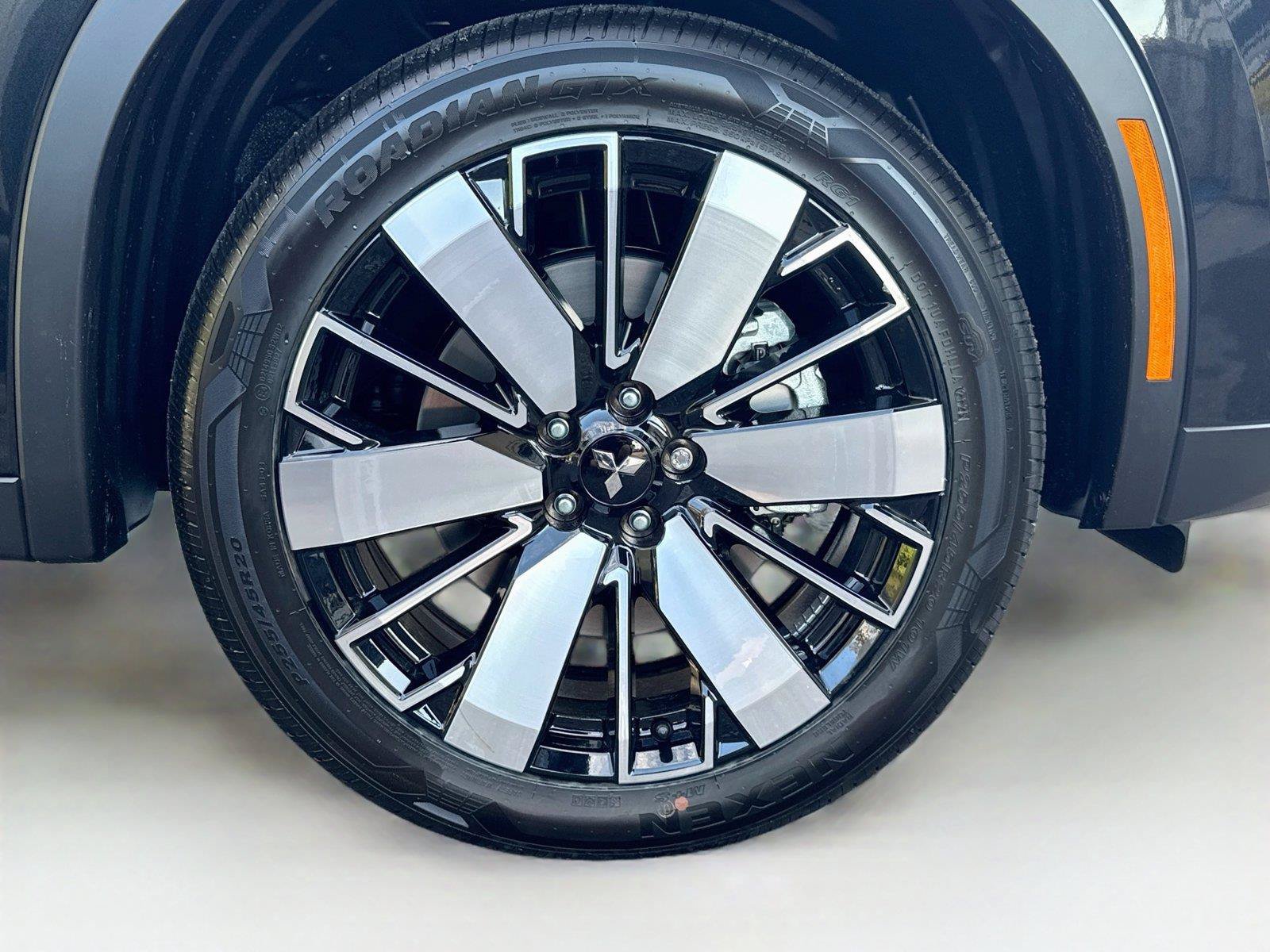New 2026 Mitsubishi Outlander SE FWD image 34