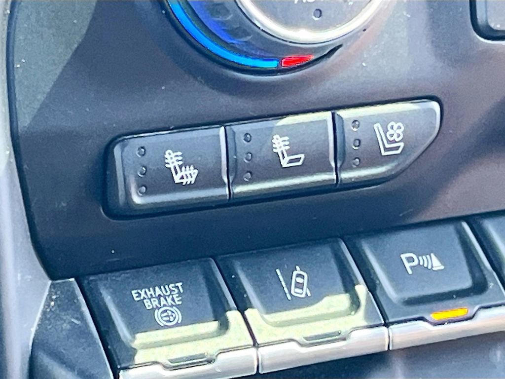 Used 2022 Chevrolet Silverado 2500 High Country w/ Safety Package II AWD/4WD image 21