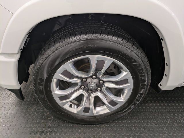 Used 2024 RAM 1500 Limited w/ Body Color Bumper Group image 7