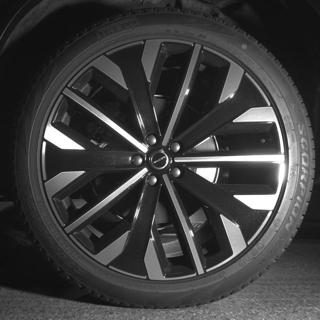 New 2025 Volvo XC90 B6 Plus w/ Protection Package Premier image 49