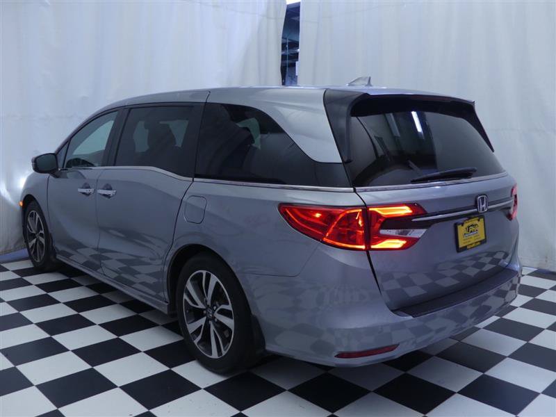 Used 2021 Honda Odyssey Touring image 5