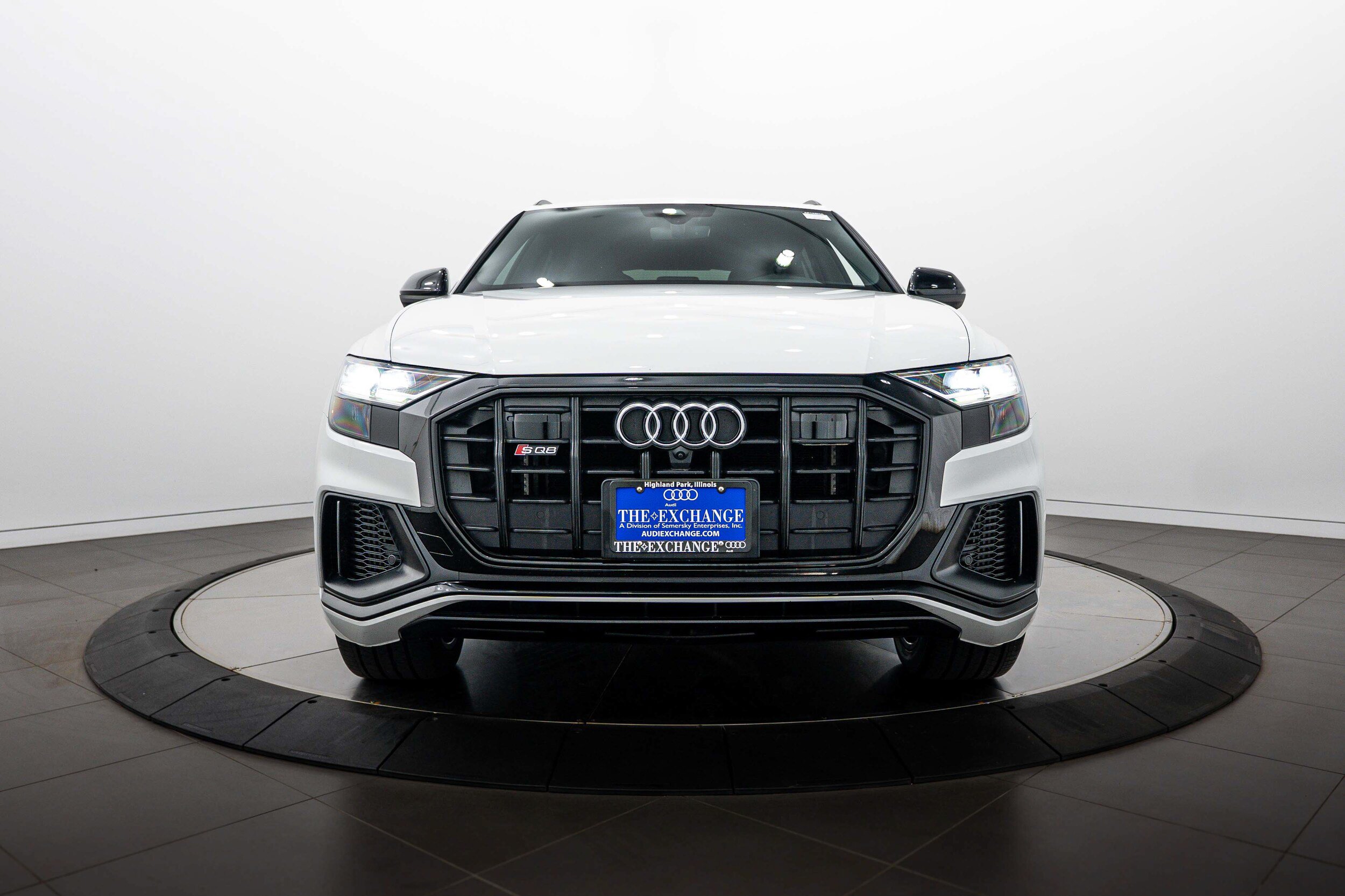 Used 2020 Audi SQ8 Premium Plus w/ Driver Assistance Package AWD/4WD image 25