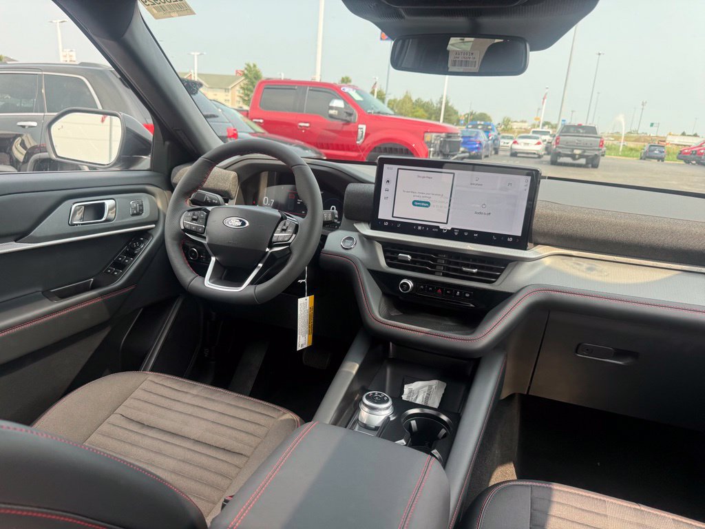 New 2026 Ford Explorer ST-Line w/ ST-Line Street Pack AWD/4WD image 58