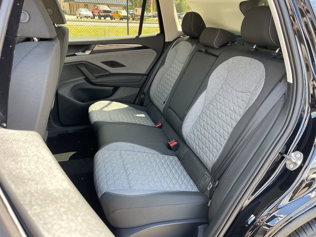 New 2026 Volkswagen Tiguan S FWD image 16