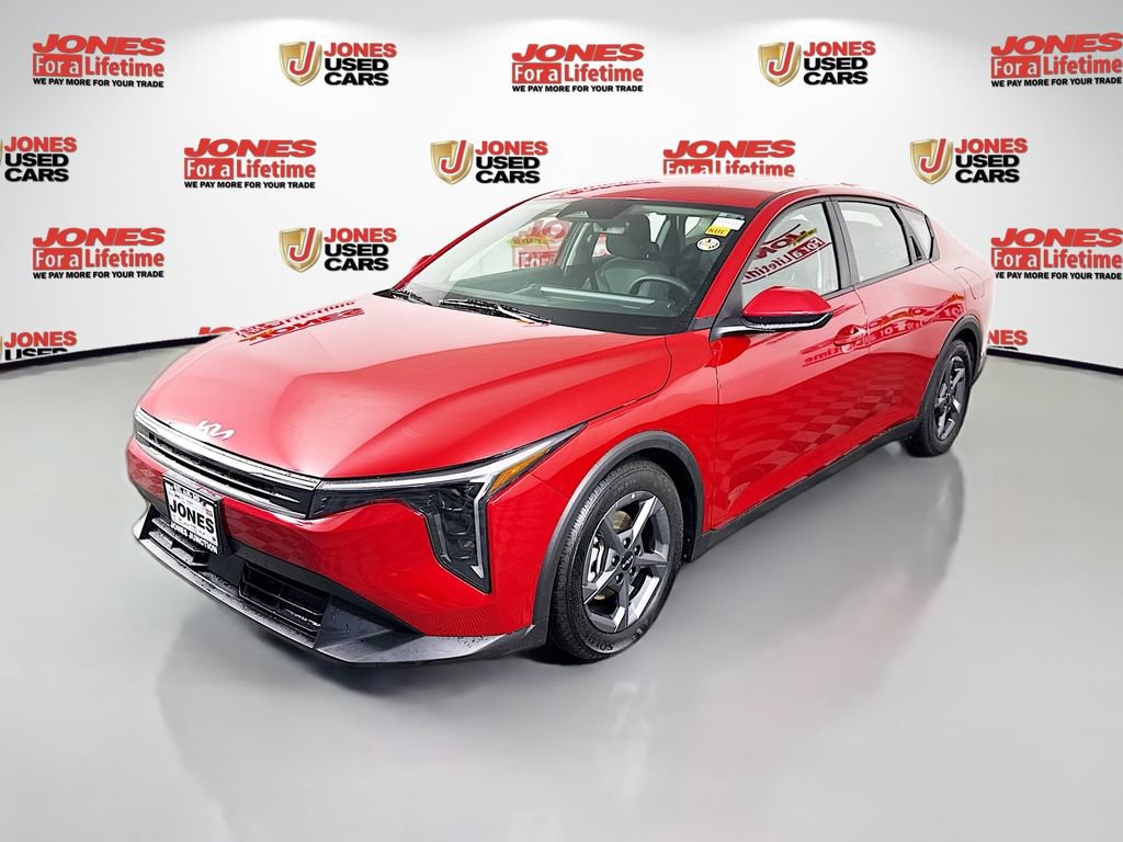 Certified 2025 Kia K4 FWD image 12