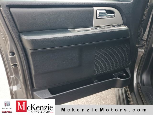Used 2017 Ford Expedition XLT AWD/4WD image 9
