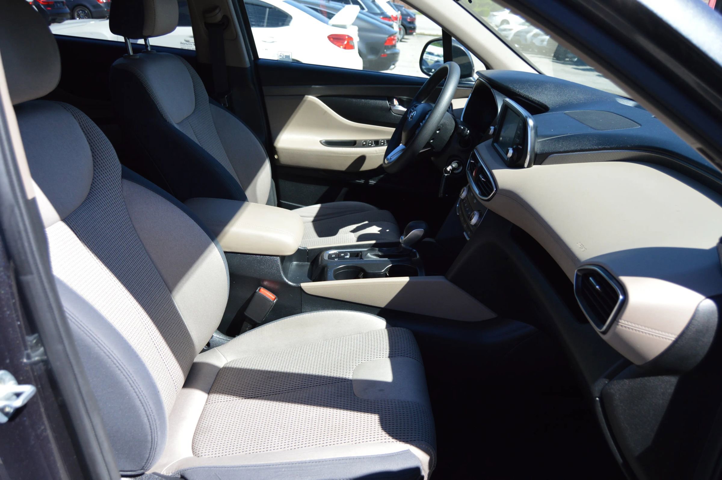 Used 2020 Hyundai Santa Fe SE AWD/4WD image 22
