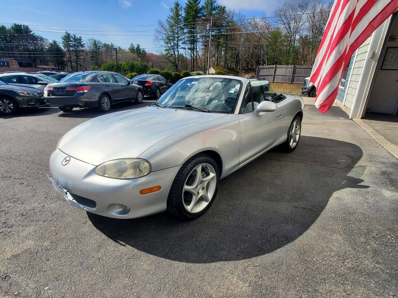 Used 2001 MAZDA MX-5 Miata LS RWD image 4