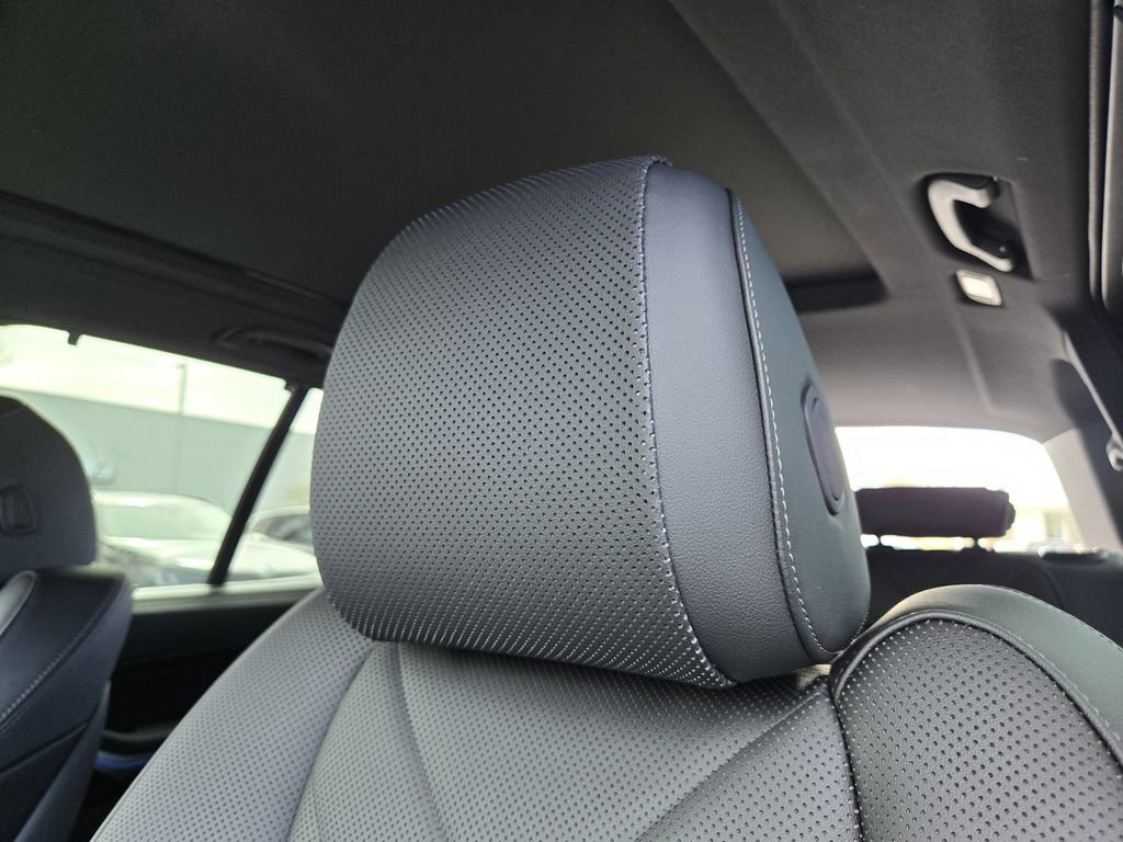 New 2026 BMW X5 xDrive50e w/ Parking Assistance Package image 17