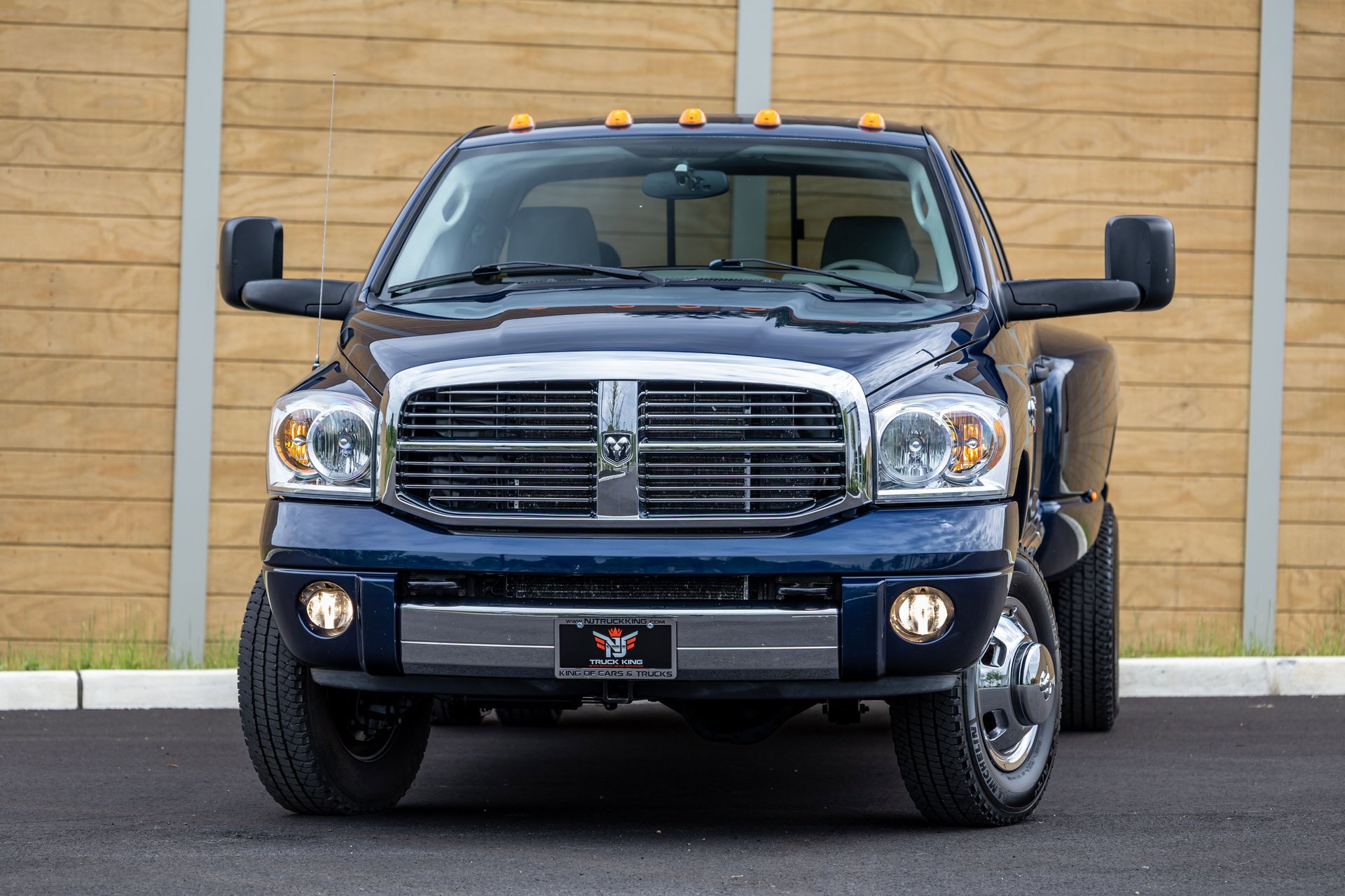 Used 2008 Dodge Ram 3500 Truck Laramie w/ Trailer Tow Group AWD/4WD image 2