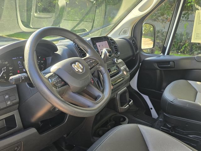 Used 2025 RAM ProMaster 2500 w/ Convenience Group FWD image 12