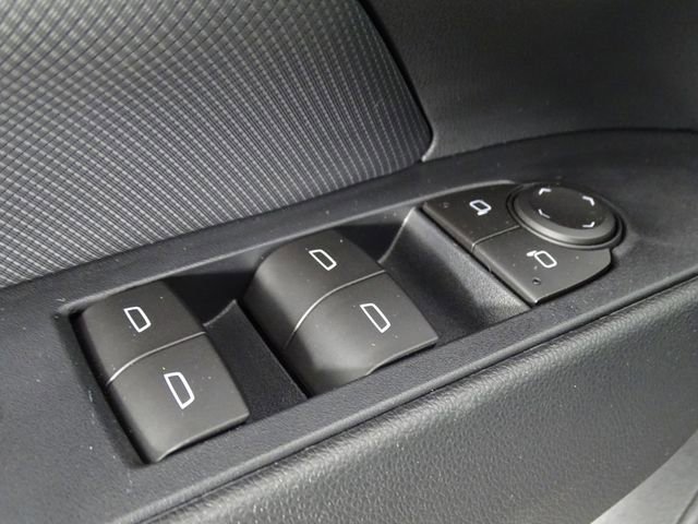 Used 2025 Chevrolet Equinox EV LT image 18