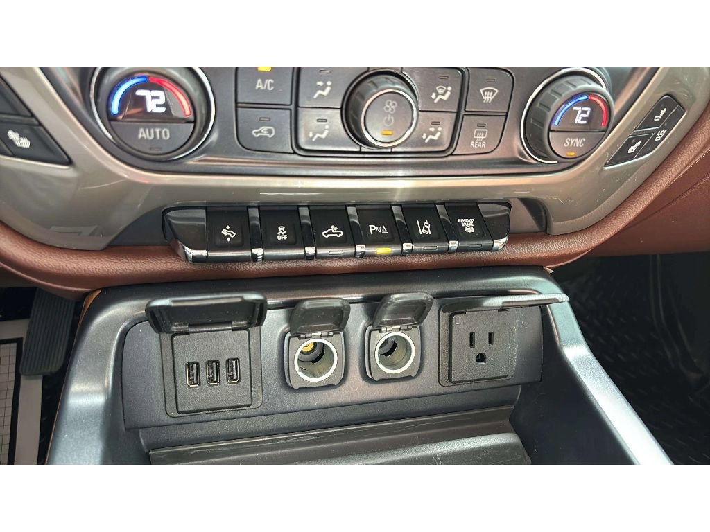 Used 2015 Chevrolet Silverado 3500 High Country w/ Duramax Plus Package AWD/4WD image 22