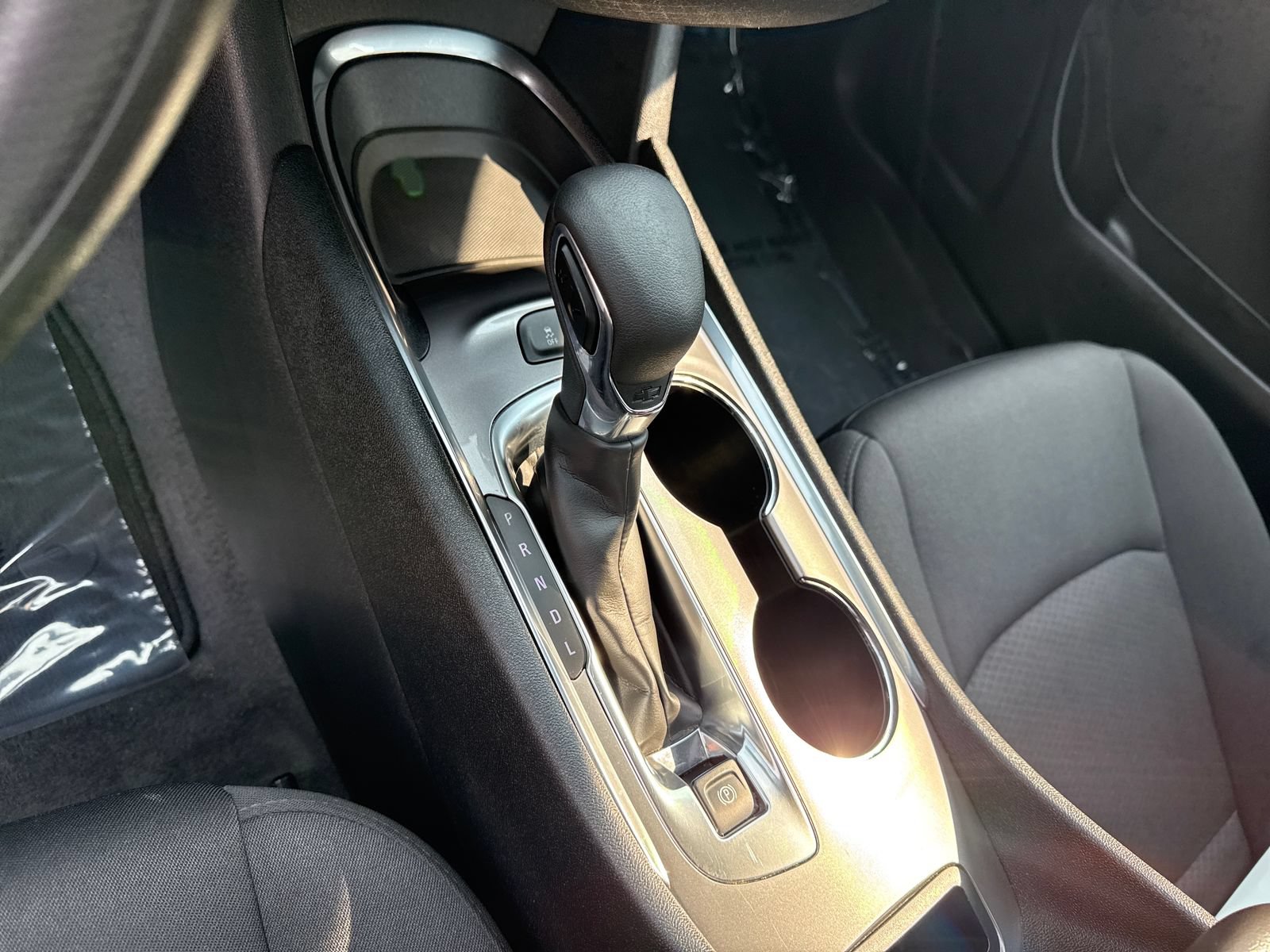 Used 2024 Chevrolet Malibu LT FWD image 24
