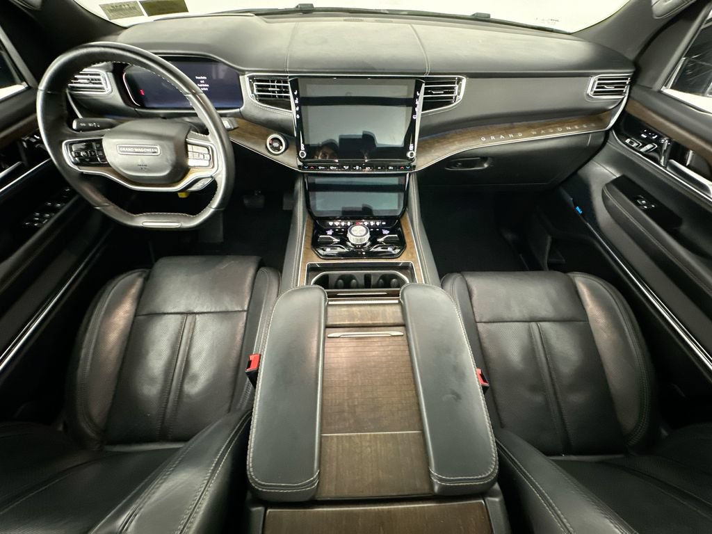 Used 2023 Jeep Grand Wagoneer 4WD image 10