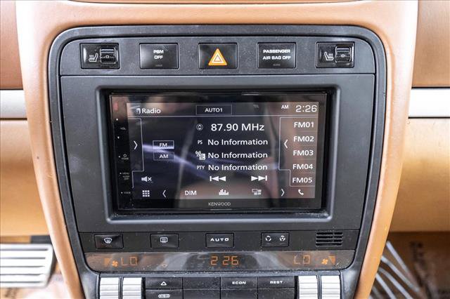 Used 2009 Porsche Cayenne S AWD/4WD image 16