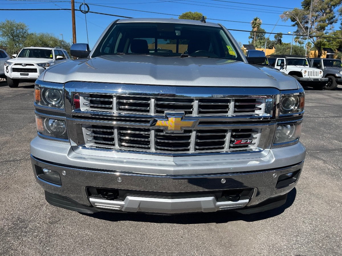 Used 2015 Chevrolet Silverado 1500 LTZ Z71 w/ LTZ Plus Package AWD/4WD image 12