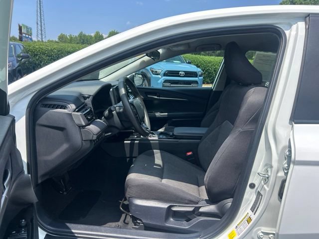 Used 2025 Toyota Camry LE FWD image 13
