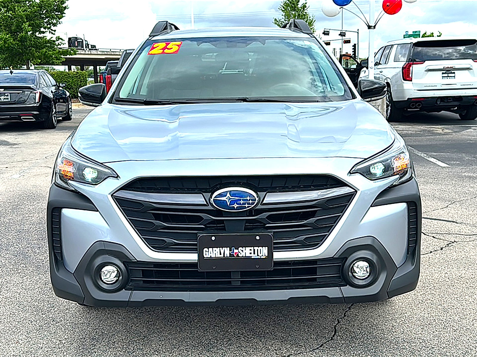 Used 2025 Subaru Outback Premium image 11