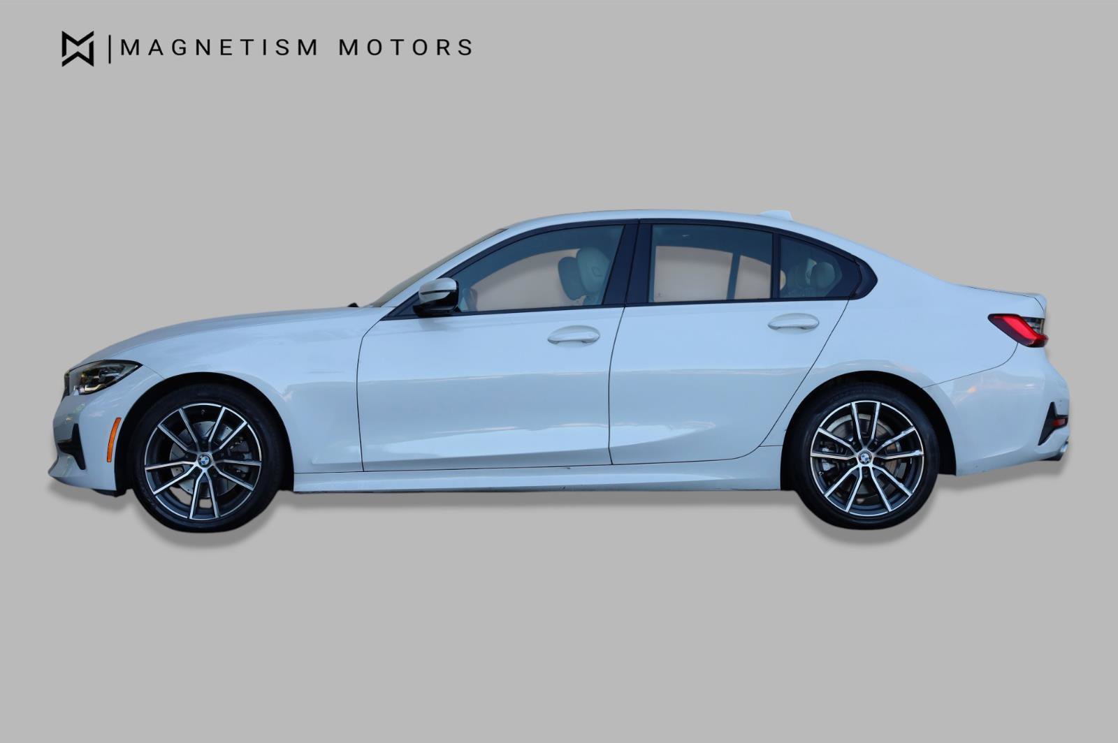 Used 2022 BMW 330i Sedan w/ Driving Assistance Package RWD image 2