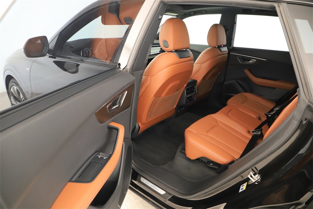 Certified 2025 Audi Q8 Prestige w/ Prestige Package image 27