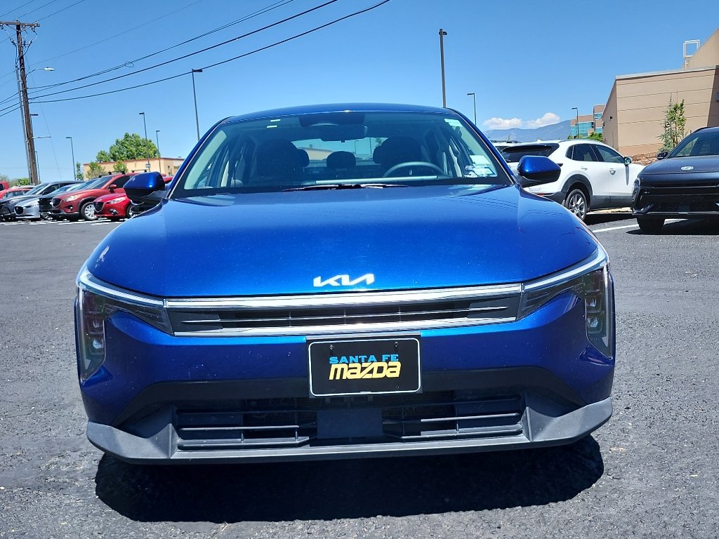 Used 2025 Kia K4 FWD image 2