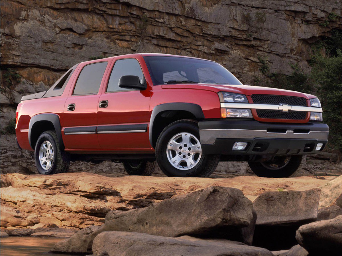 Used 2003 Chevrolet Avalanche 4x4 w/ Suspension Package, Off-Road image 1