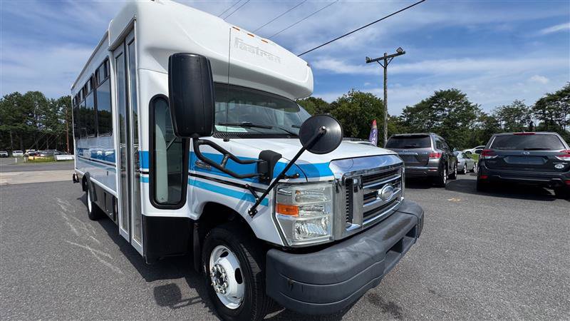 Used 2014 Ford E-450 and Econoline 450 Super Duty w/ Shuttle Bus Prep Package RWD image 23