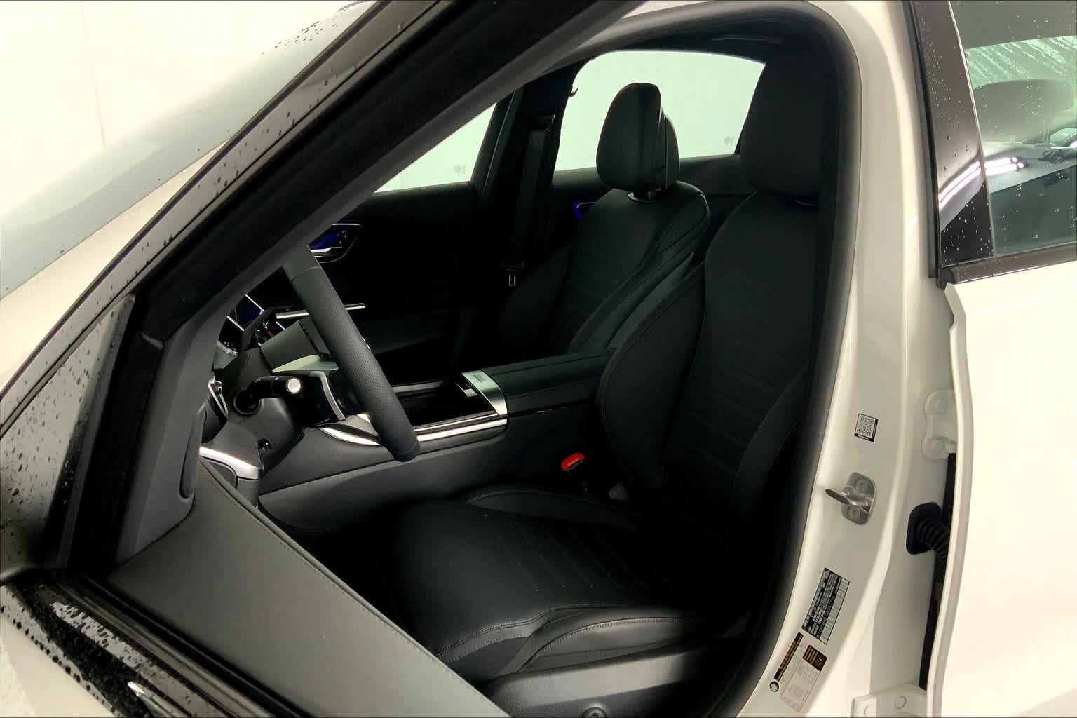 Used 2025 Mercedes-Benz C 300 4MATIC Sedan image 14