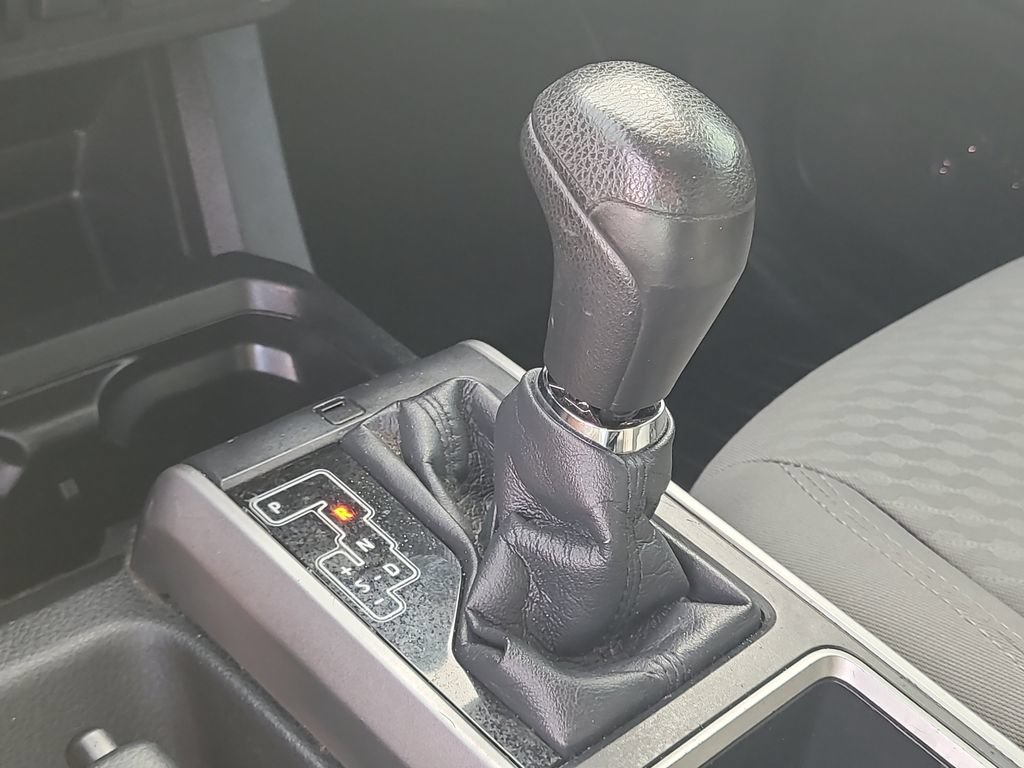 Used 2021 Toyota Tacoma SR5 RWD image 27