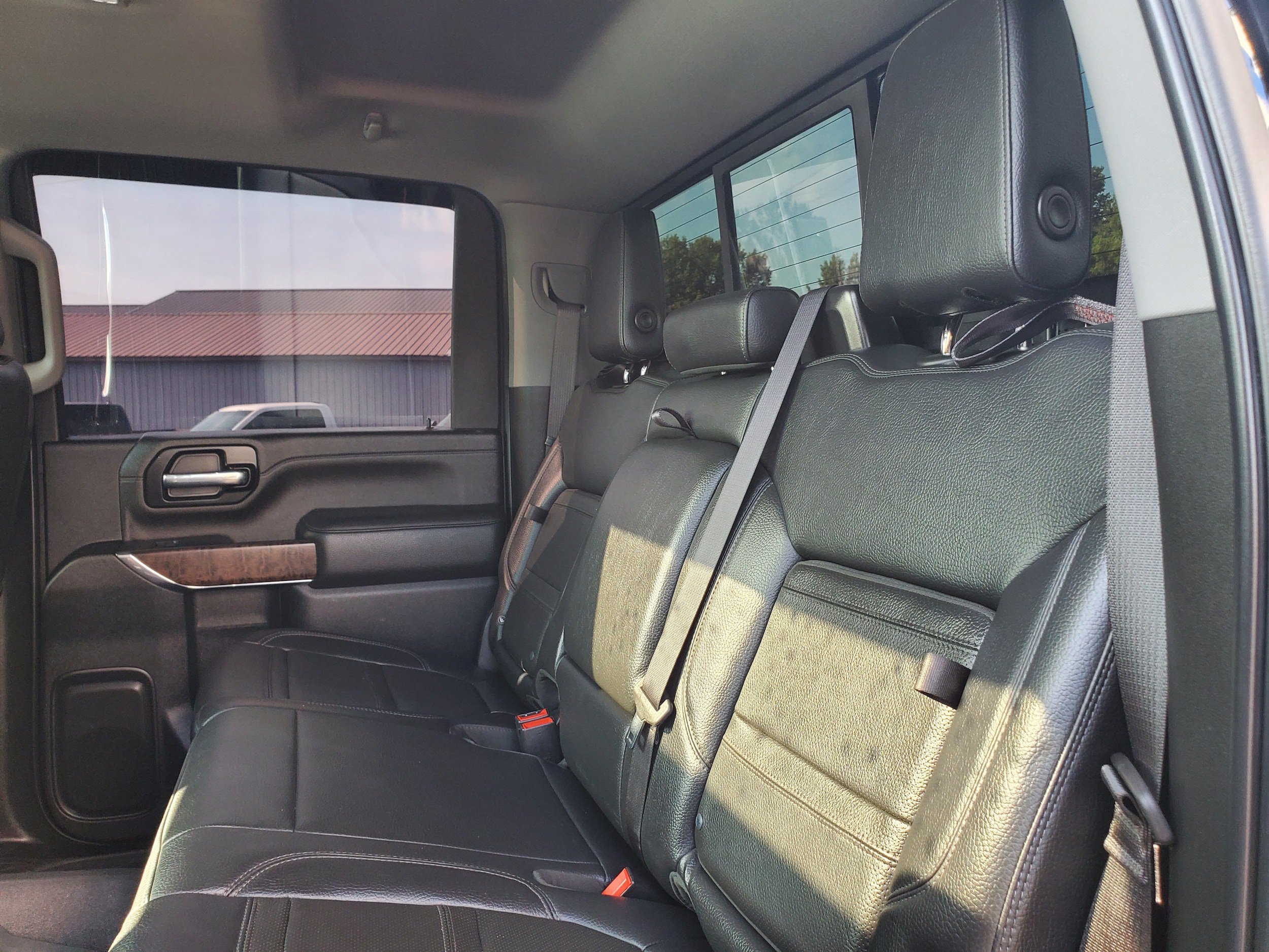 Used 2023 GMC Sierra 2500 Denali w/ Denali Ultimate Package AWD/4WD image 29