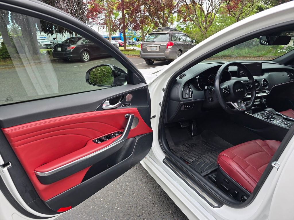Certified 2022 Kia Stinger GT2 w/ Scorpion Package AWD/4WD image 7