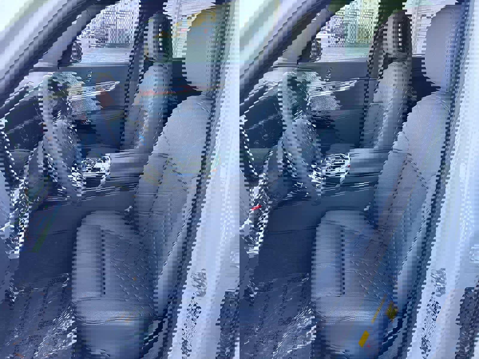 Certified 2025 BMW i7 eDrive50 w/ M Sport Package image 21