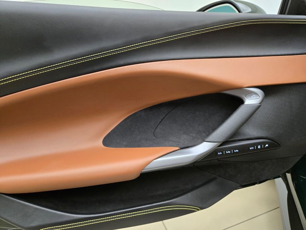 Used 2024 Ferrari 296 GTS image 29