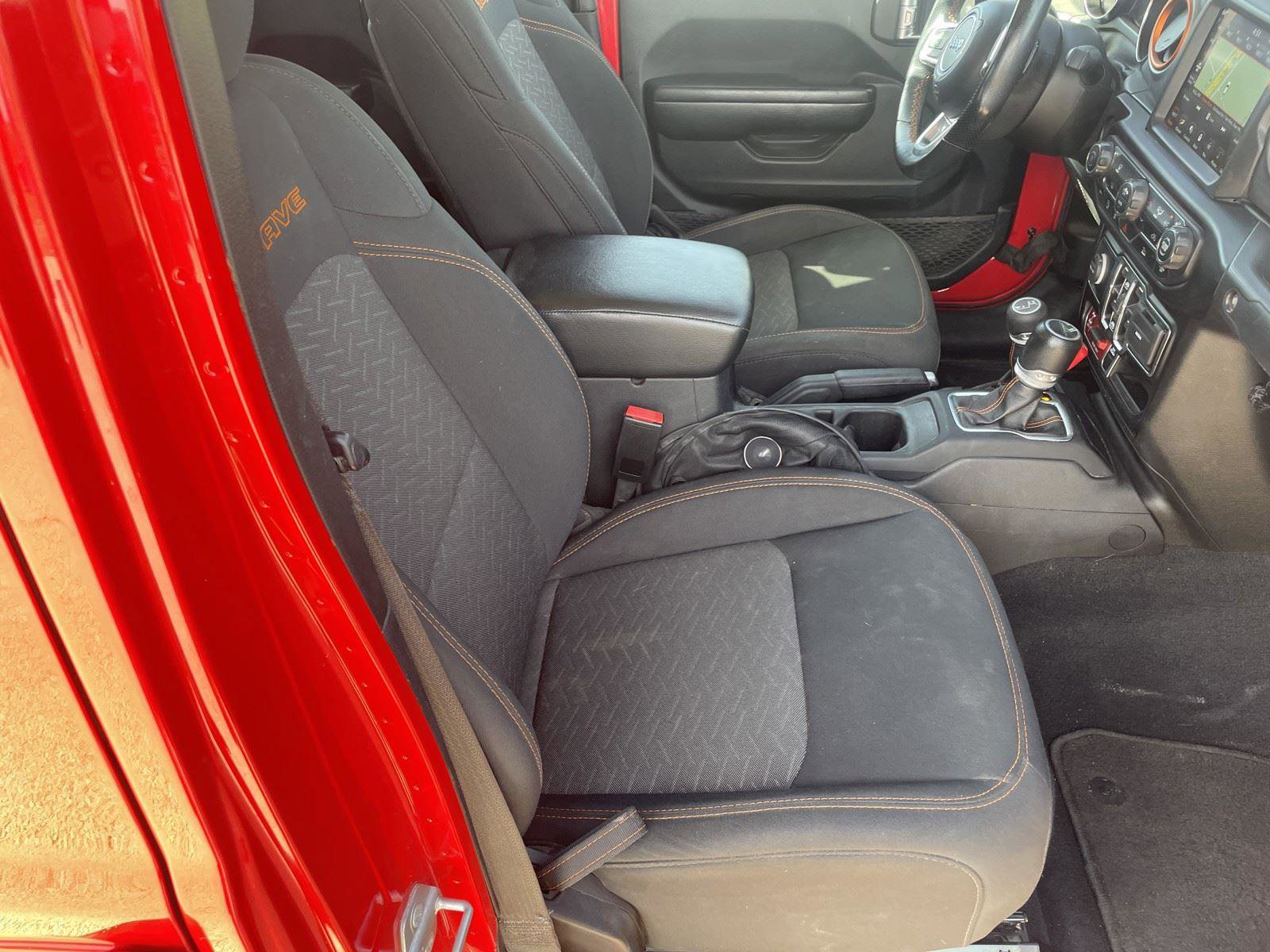 Used 2021 Jeep Gladiator Mojave AWD/4WD image 30