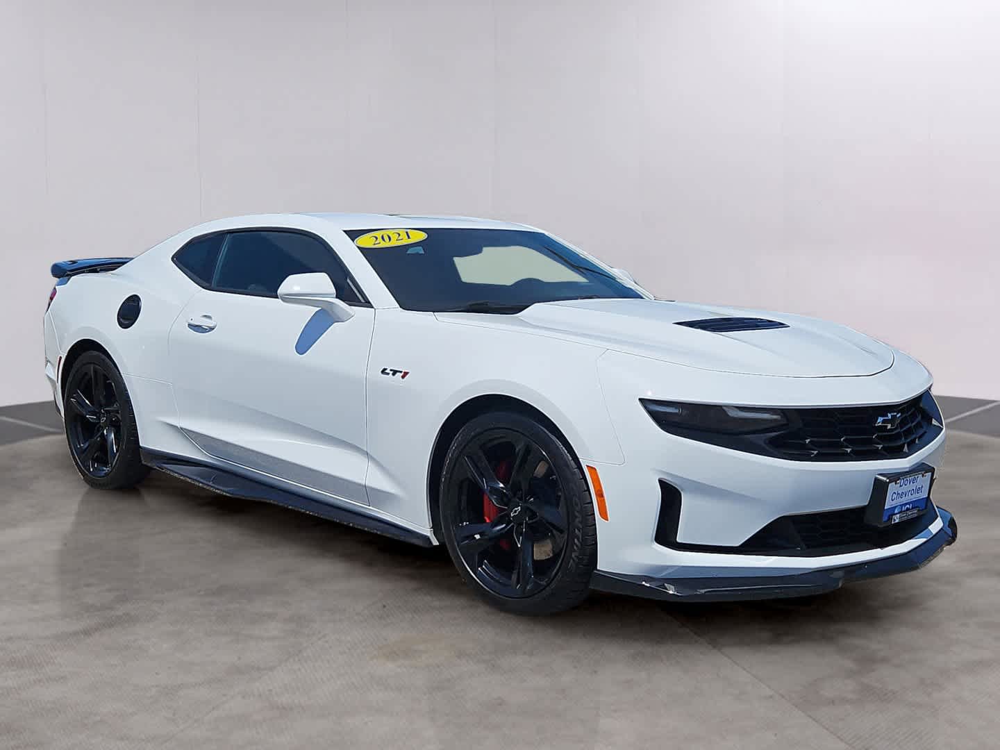 Certified 2021 Chevrolet Camaro LT RWD image 3