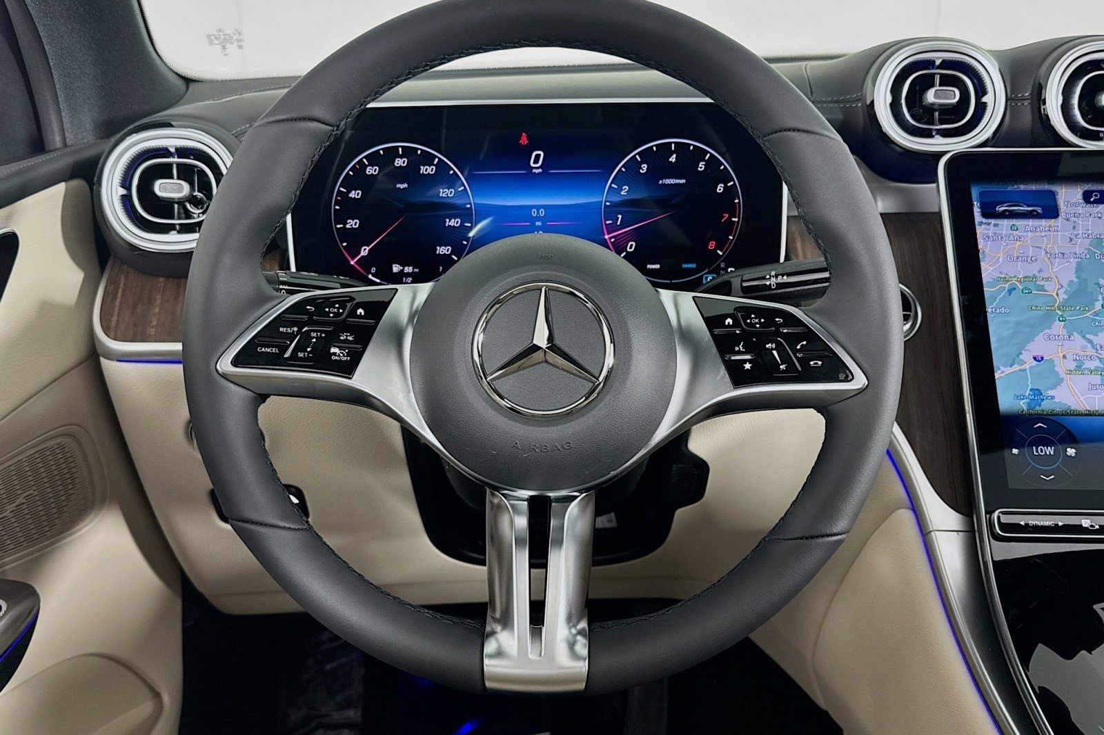 New 2026 Mercedes-Benz GLC 300 4MATIC image 17