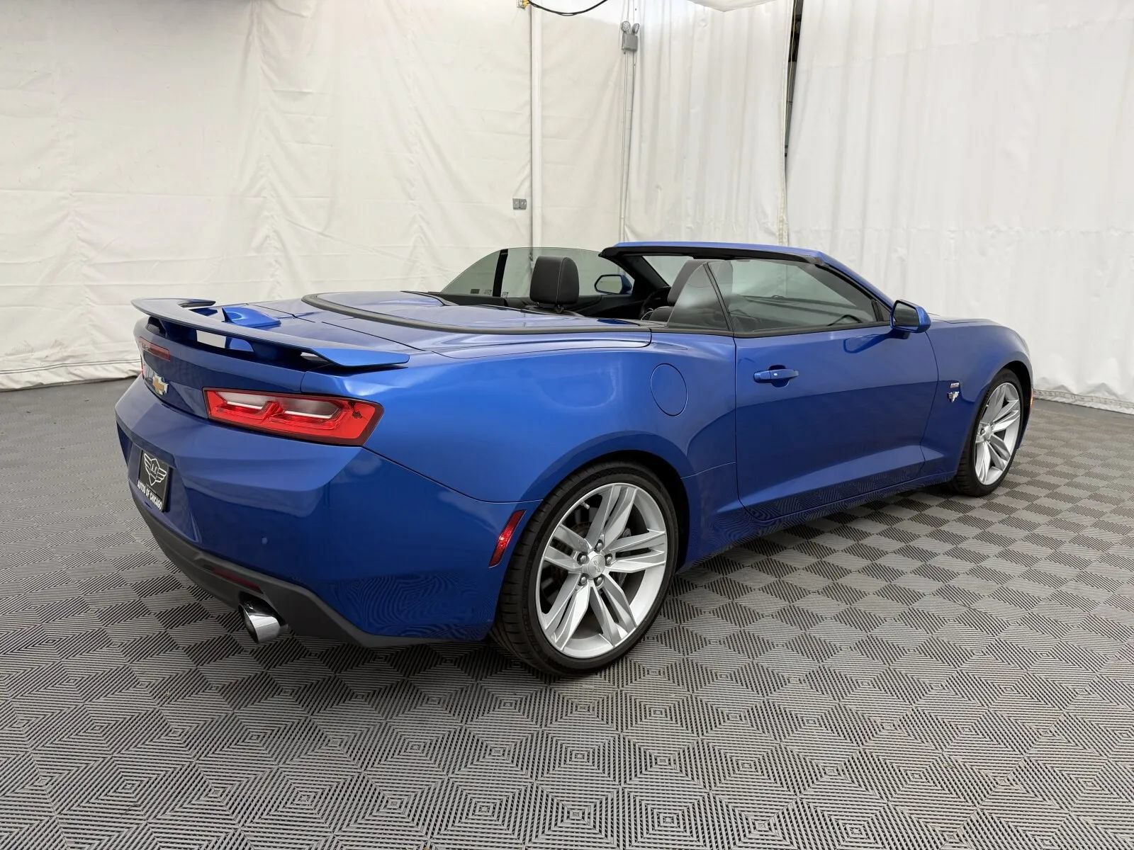 Used 2016 Chevrolet Camaro SS RWD image 6