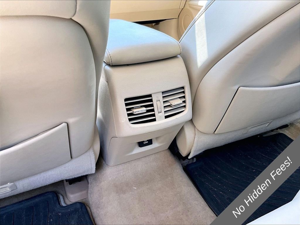 Used 2015 Lexus ES 300h w/ Navigation System Package FWD image 30