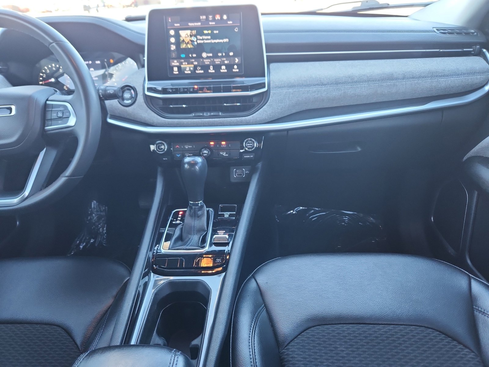 Used 2022 Jeep Compass Latitude image 21