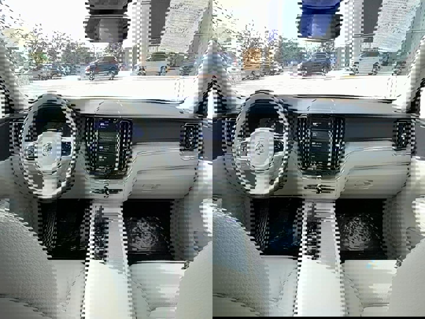 Certified 2023 Volvo XC60 B5 Plus w/ Climate Package image 18