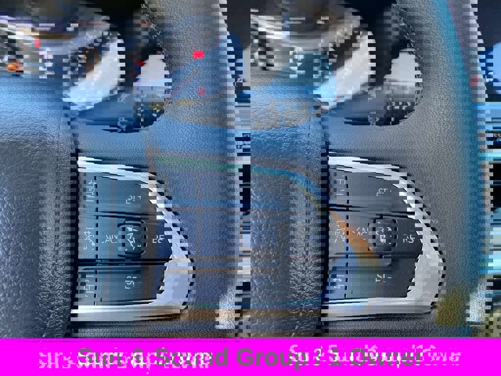 Used 2024 Jeep Compass Limited w/ Sun and Sound Group image 17